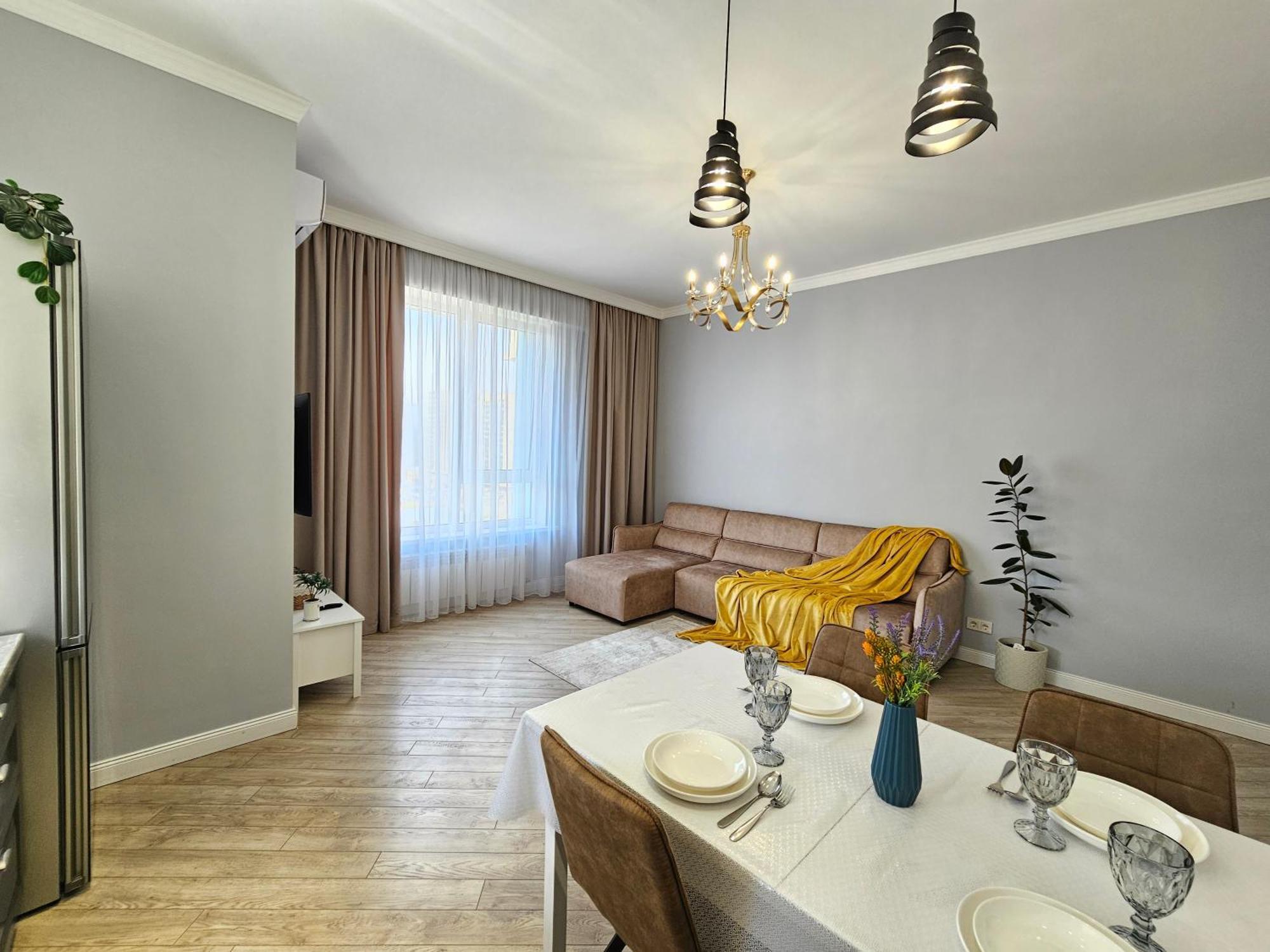 3 Room Gagarin Park Residential Complex Near Mega Shopping Mall Алмати Екстер'єр фото