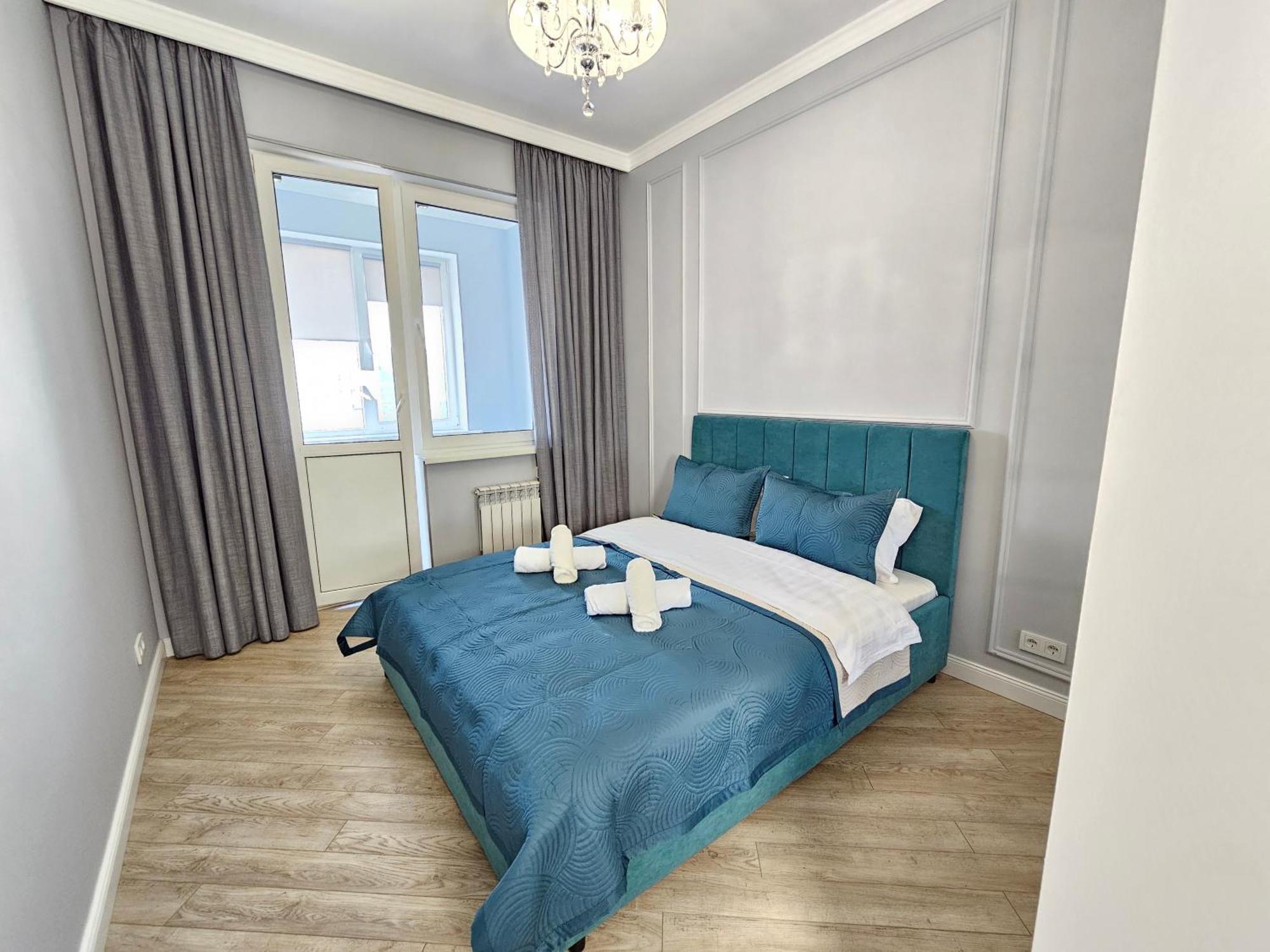 3 Room Gagarin Park Residential Complex Near Mega Shopping Mall Алмати Екстер'єр фото